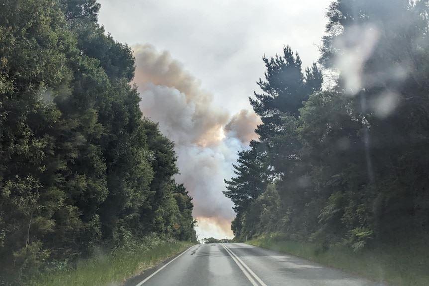 آتش‌سوزی شدید در غرب ایالت ویکتوریا یک خانه را به خاکستر تبدیل کرد