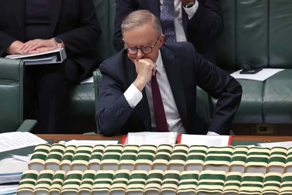 سرانجام، قوانین ضد مهاجرتی گسترده دولت آلبانیز به تصویب رسید