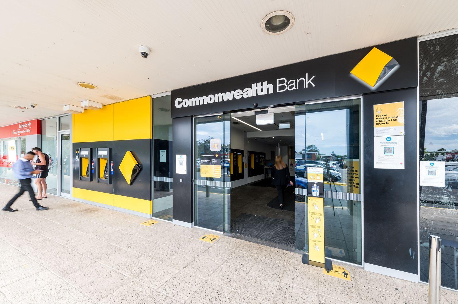 کامن‌ولث بانک استرالیا از دریافت کارمزد برای تراکنش‌های مالی حضوری خبر داد