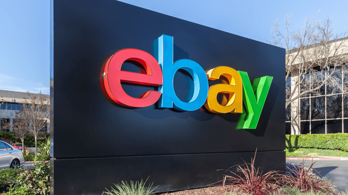 درآمد یک میلیارد دلاری استرالیایی‌ها از فروش هدایای اضافی