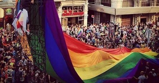 عدم تمدید اجازه کار، رویکرد تازه دولت ترکیه علیه پناهندگان رنگین‌کمانی