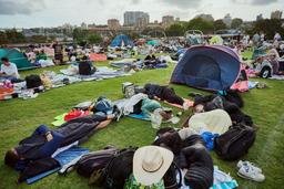 جشن سال نو میلادی در سیدنی هاربر با حضور بیش از یک میلیون نفر 