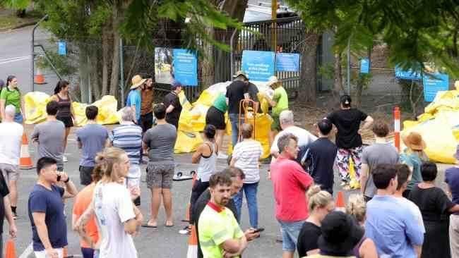 تهدید طوفان گرمسیری آلفرد برای نیم میلیون خانه در ایالت کوئینزلند