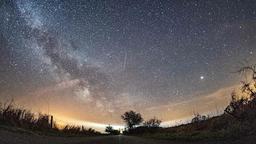 آسمان استرالیا امشب میزبان پدیده کهکشانی بارش شهابی لیرید می‌شود