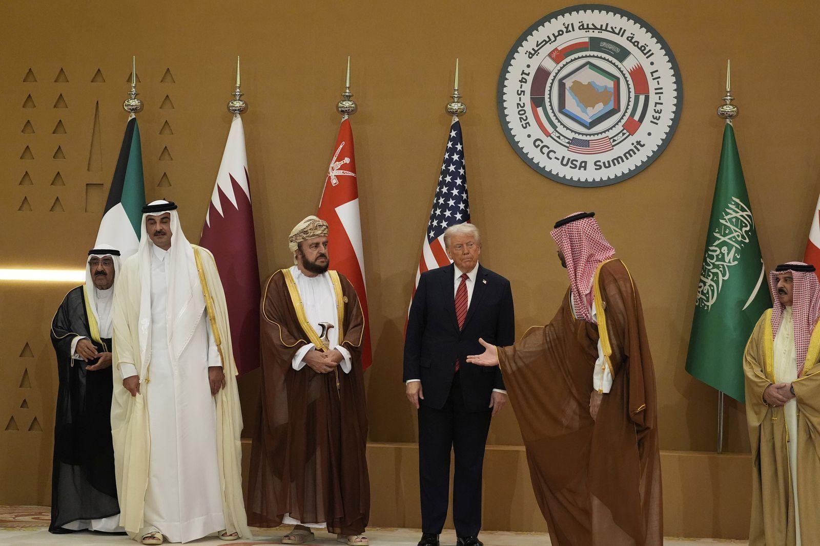 دونالد ترامپ؛ ایران باید حمایت از گروه‌های نیابتی را متوقف کند