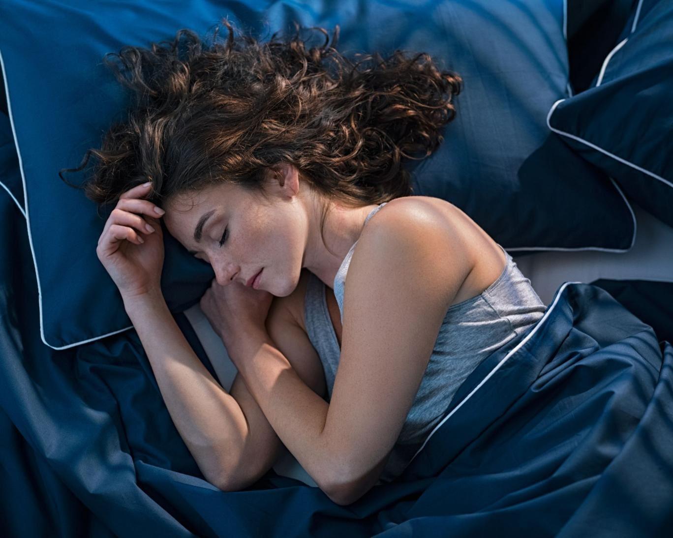 کشف ارتباط شگفت‌انگیز میان خواب کافی و میزان همدلی