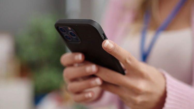 ممنوعیت استفاده سراسری از تلفن همراه در مهدکودک‌های استرالیای جنوبی از اول سپتامبر