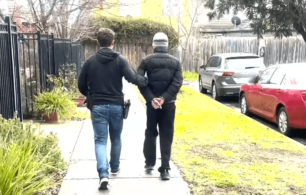 بازداشت یک شهروند ایرانی به اتهام قاچاق 390 کیلوگرم متامفتامین به استرالیا