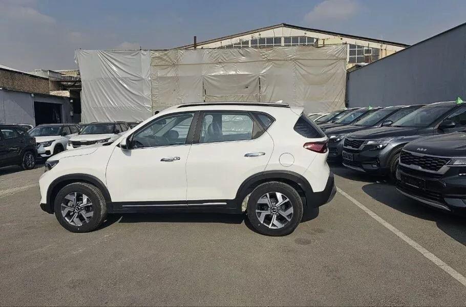 ابلاغ مقررات جدید واردات خودرو؛ ایرانیان خارج از کشور حالا می‌توانند خودرو وارد کنند