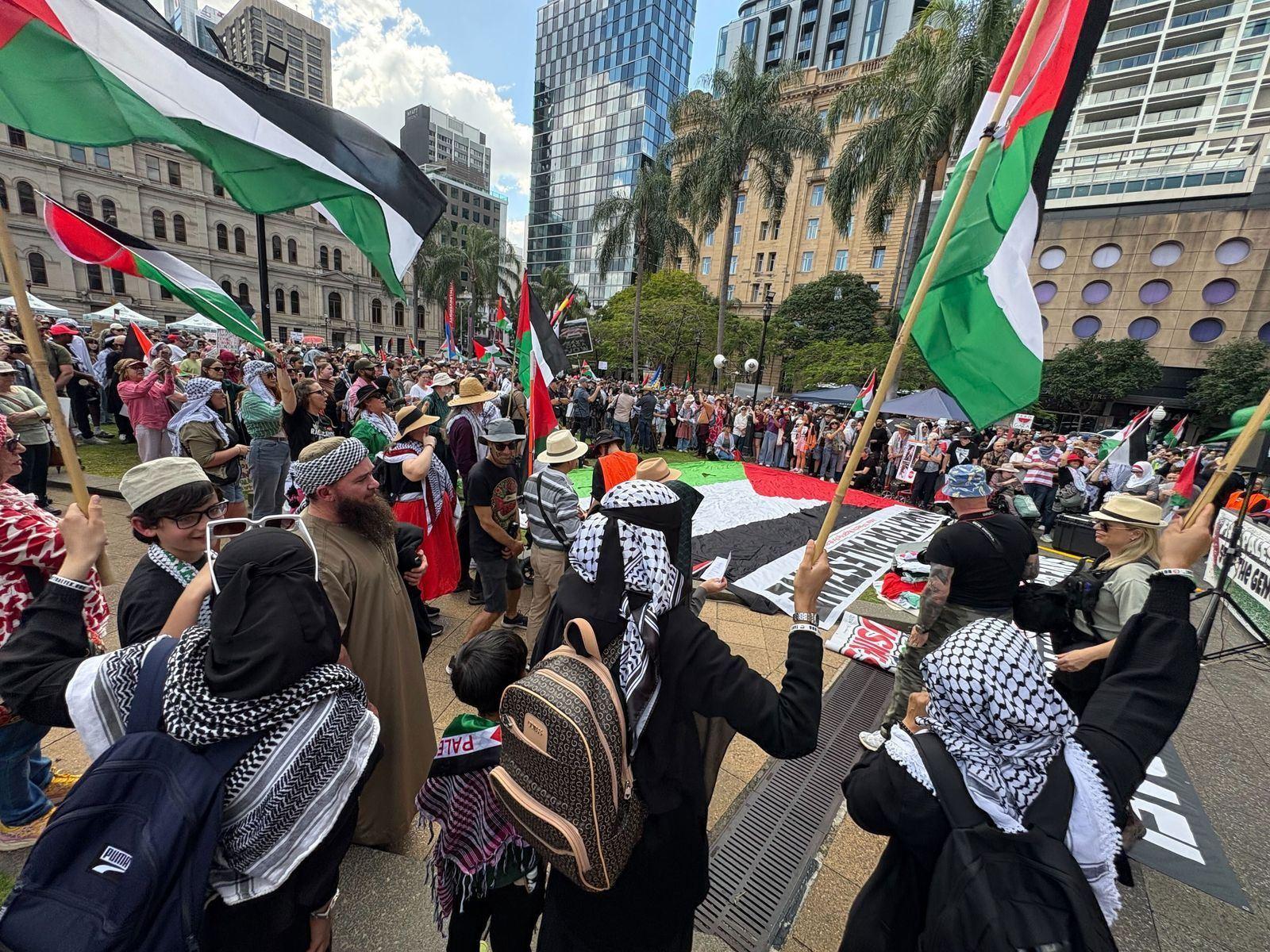 راهپیمایی حامیان فلسطین در شهرهای بزرگ استرالیا برای برقراری آتش‌ بس فوری در غزه