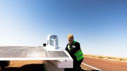 رقابت خودروهای خورشیدی، از داروین تا آدلاید به طول 3000 کیلومتر