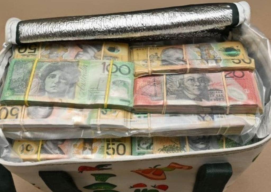 کشف چشمگیر حدود 580.000 دلار پول نقد در ایالت تاسمانی