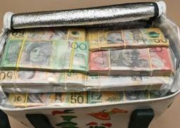 کشف چشمگیر حدود 580.000 دلار پول نقد در ایالت تاسمانی