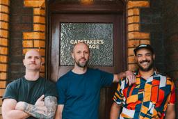 بار "کرتیکرز کاتیج" در ملبورن، رتبه نوزدهم را در جهان کسب کرد