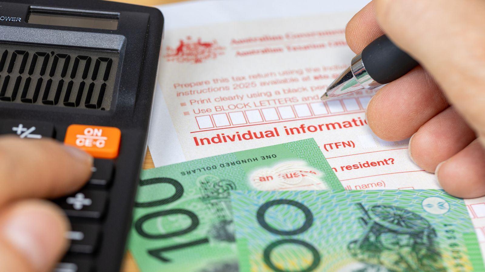 مهلت ارسال اظهارنامه مالیاتی در استرالیا تا ۳۱ اکتبر؛ جریمه تاخیر تا ۱۶۵۰ دلار