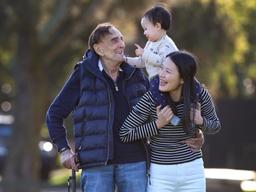 پزشک ملبورنی در سن 93 سالگی بار دیگر پدر شد