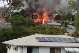 وقوع آتش‌سوزی مهیب در کوئینزلند؛ سه تن جان باختند