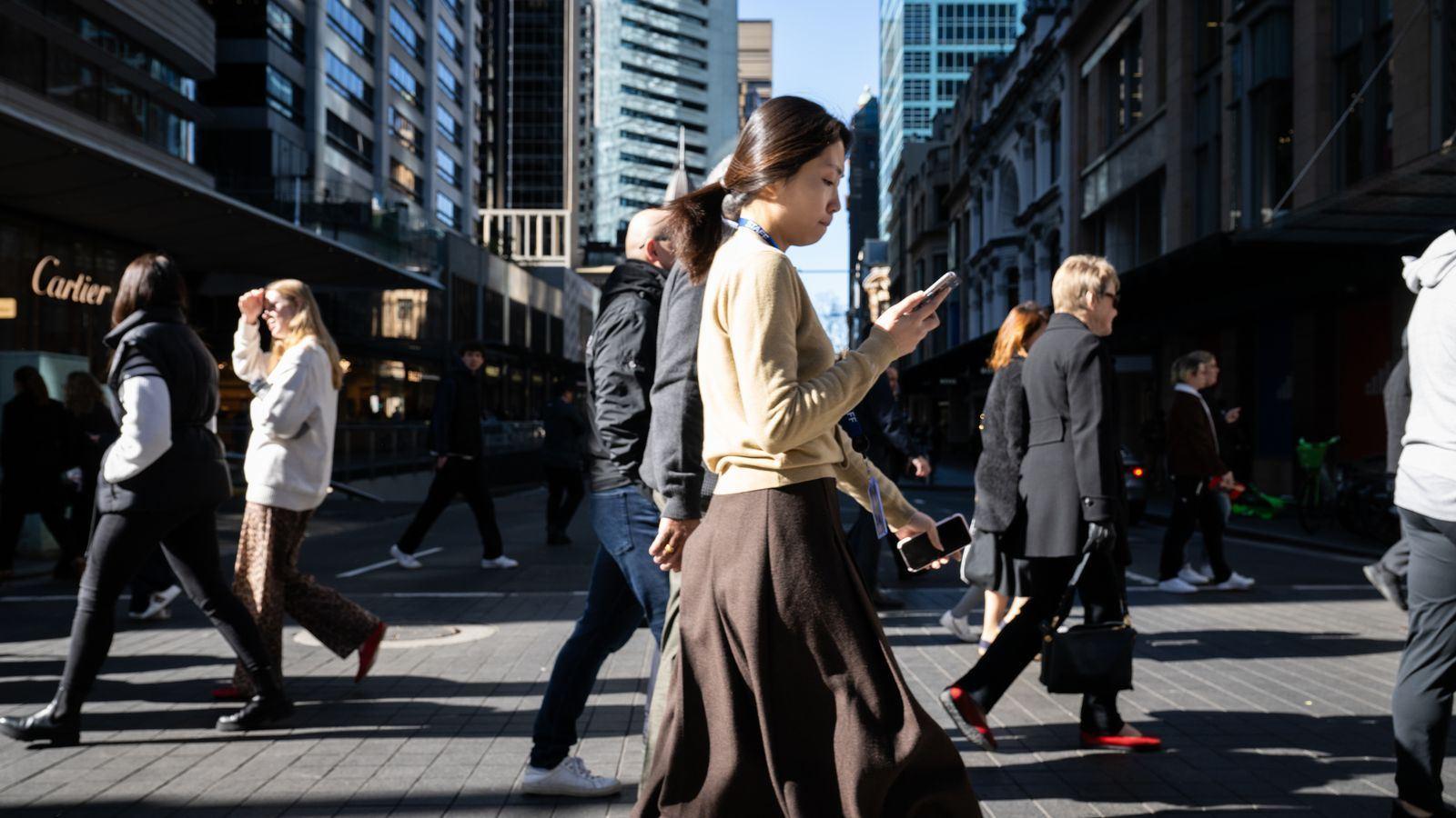 بیش از یک میلیون استرالیایی در تلاش برای یافتن شغل مناسب