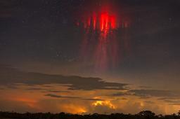 شکار "شبح سرخ" در آسمان کیمبرلی، ایالت استرالیای غربی