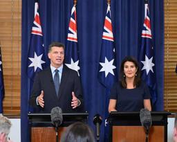 تغییر در راس هرم قدرت اپوزیسیون استرالیا؛ آنگوس تیلور رهبر حزب لیبرال شد