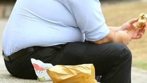 خطر ابتلا به سرطان پستان در مردان چاق