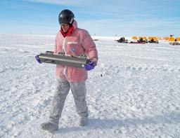 تمرین سفر به قمر مشتری در قطب جنوب