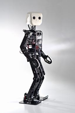 این روبات با مغز انسان کار می کند