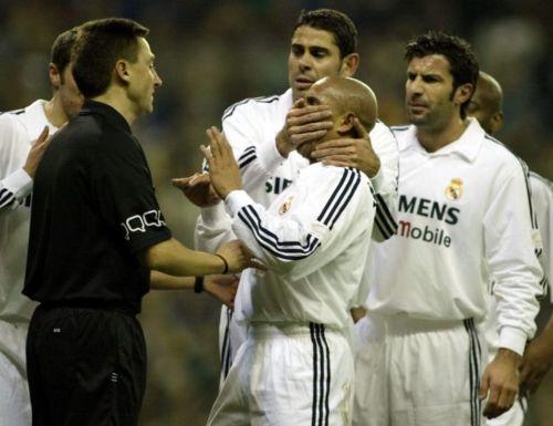 مسابقه ستارگان سابق فوتبال جهان و ایران شش شهریور در تهران