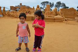 محققیین استرالیایی:كاهش خطرنزدیك بینی كودكان با حضور درفضای پرنور خارج ازخانه