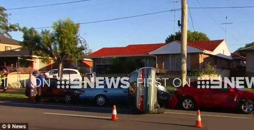 تصادف بر اثر خواب آلودگی در شهر سیدنی استرالیا