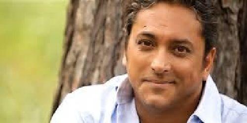 پیام تبریک نوروز 1396 از سوی سیاوش خواننده پاپ و تقدیم موزیک به شنوندگان رادیو نشاط استرالیا