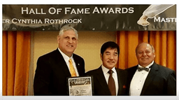 دکتر کیوان دهناد در زمره اساتید اسطوره ای رزمی جهان قرار گرفت