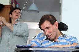 معرفی رابط مغزی برای تکلم بیماران سندرم قفل‌شدگی توسط محققان استرالیا