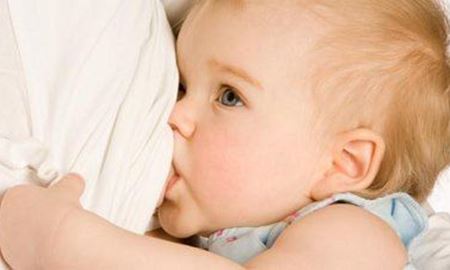 محققان استرالیا: شیر مادر از ابتلای فرزند به کبد چرب محافظت می کند