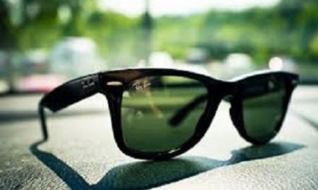 محققان استرالیا : هر 2 سال یک بار عینک آفتابی خود را عوض کنید 