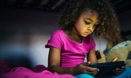  والدین استرالیایی نگران استفاده فرزندان از شبکه های اجتماعی هستند!