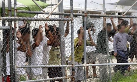انتقال پناهجویان استرالیا از بازداشتگاه های پاپوآ گینه نو  به آمریکا