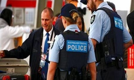   به منظور تشدید تدابیر امنیتی در استرالیا،  کارکنان فرودگاه ها هم مورد تفتیش و تفحص قرار می گیرند