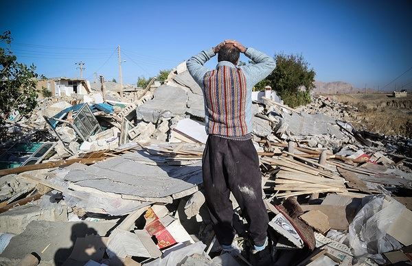 شهروندان فهیم استرالیا ، برای کمک  به زلزله زدگان کرمانشاه ایران بشتابید
