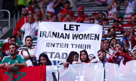 فیفا مجوز شعار حمایت از حضور زنان ایرانی در ورزشگاه‌ها را صادر کرده‌ است