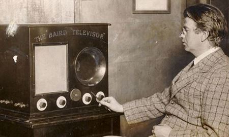 زادروز مخترع تلویزیون"جان لوگی برد"