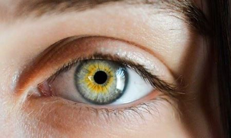  محققان استرالیا می گویند: جراحت های قرنیه با لنز تماسی درمان می شود