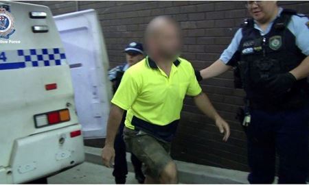 یک ایرانی تبار متهم  به قاچاق ۳۶ میلیون دلار شیشه در سیدنی استرالیا بازداشت شد