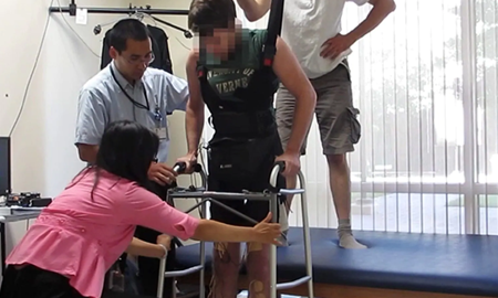 جراحان استرالیا با انتقال عصب ،حرکت را به بازو و دست‌ افراد فلج برگرداندند
