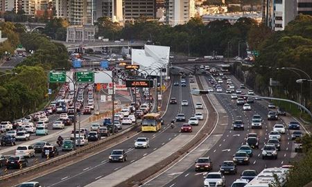 سیدنی با تکنولوژی هوشمند به جنگ ترافیک می‌رود