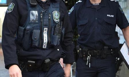 دستگیری دو نفر در استرالیا به جرم جعل هویت پلیس و اخاذی از رانندگان 