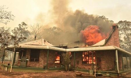 از بین رفتن  شهرک بالمورال در ایالت نیو ساوت ولز در آتش‌سوزی‌های اخیر استرالیا