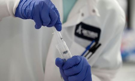 محققان استرالیا برای مقابله با کروناویروس، واکسن صد ساله «ب.ث.ژ»  را آزمایش کردند