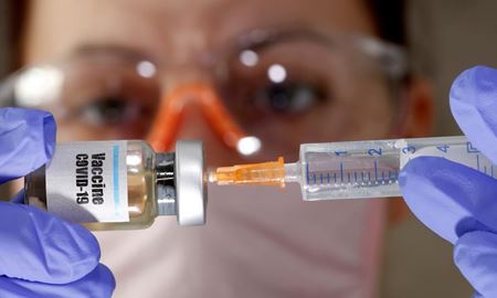پس از آماده شدن واکسن کووید-19 در استرالیا چه کسانی در صف نخست و چه کسانی در نوبت دریافت آن قرار خواهند گرفت؟
