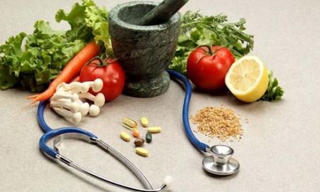 صدور مجوز استفاده از طب سنتی برای جلوگیری کرونا در ایران